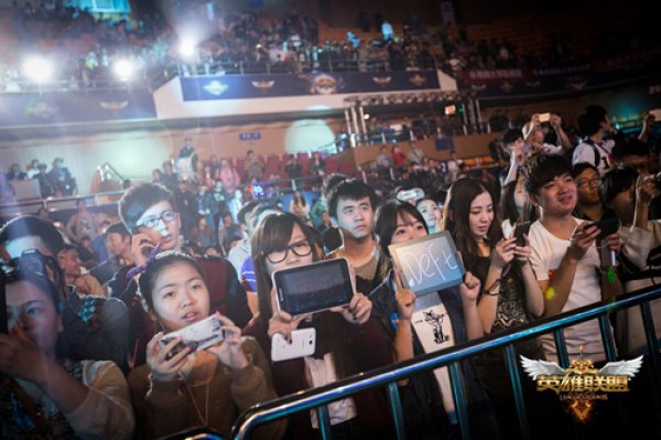 随后在社交 随后在社交